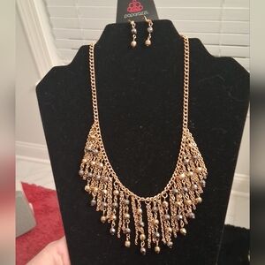 *NWT* PAPARAZZI *CLEARANCE*As Low As $1/A Pc! Build A Bundle Lets Make A Deal!😊